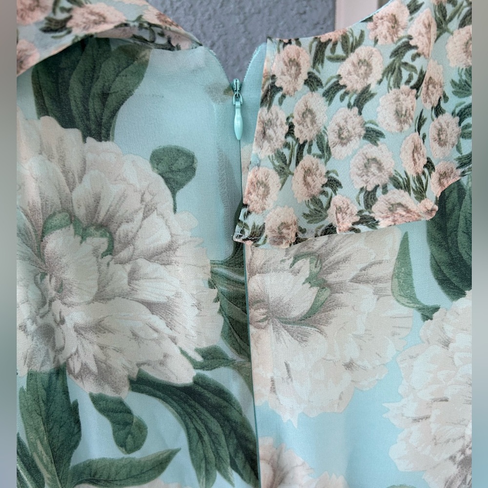 Gabby Skye Faux Wrap Belted V-neck Flowy Size 14 Floral Dress Feminine Easter - Picture 3 of 5